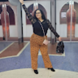 Meet your Posher, Esther